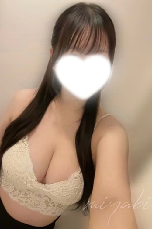 内永みやび